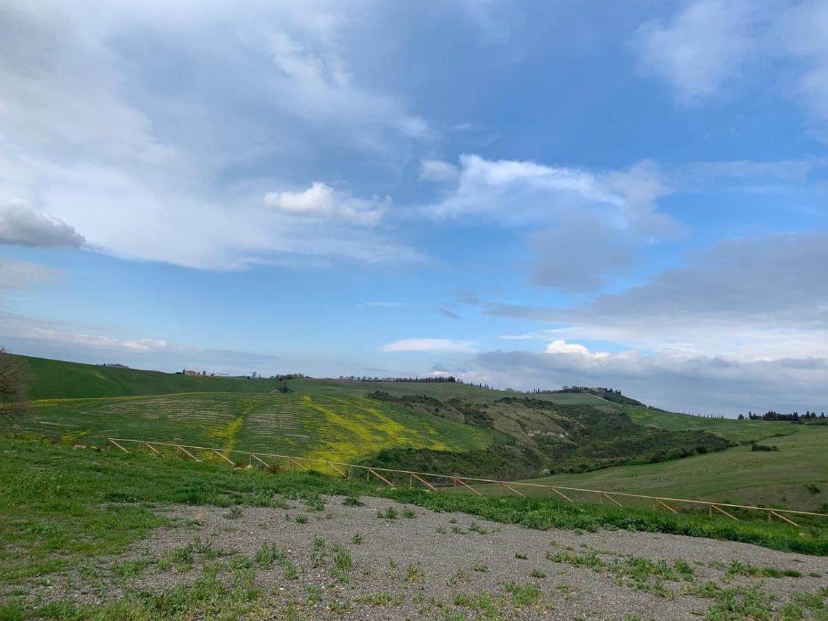 Cordella In Valdorcia Truffle&Olive Oil Resort Montalcino Esterno foto